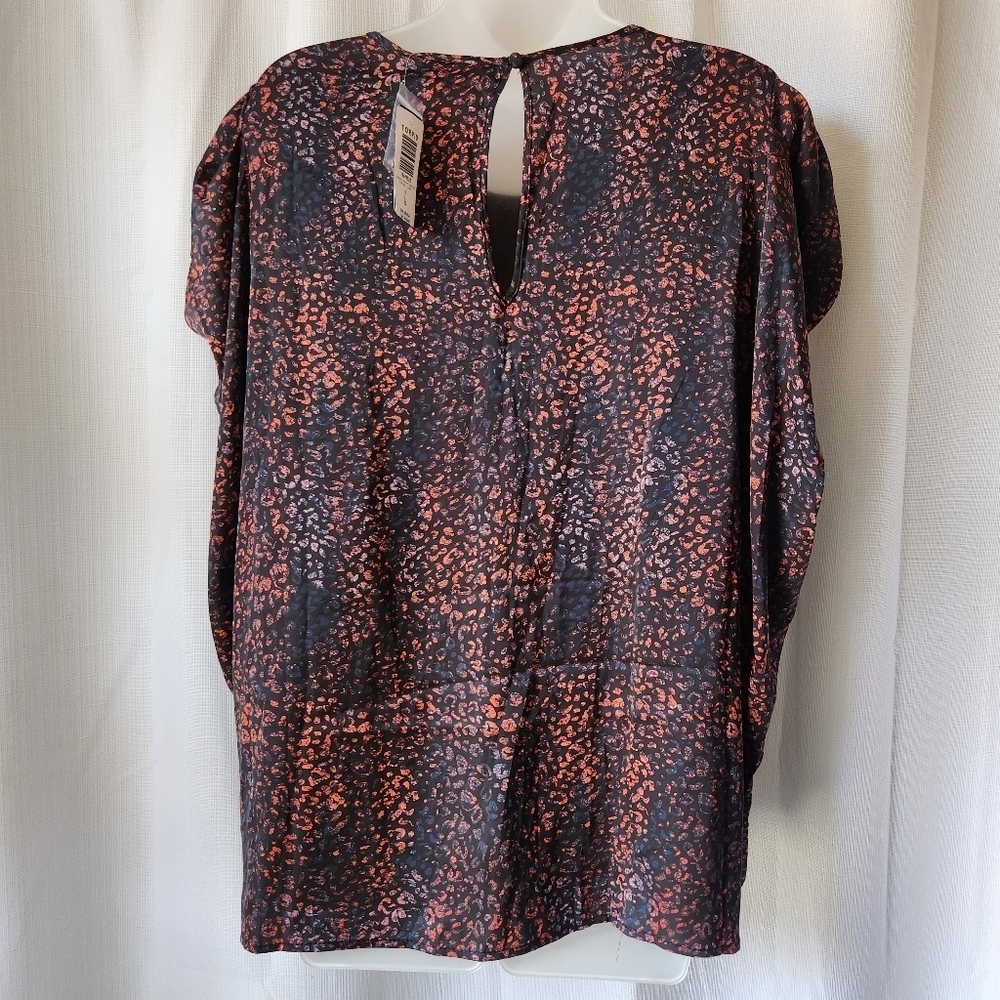 Torrid Satin Puff Long Sleeve Top Plus Size 1X - Picture 7 of 8